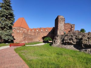 A picture of the exterior of the Toruń castle