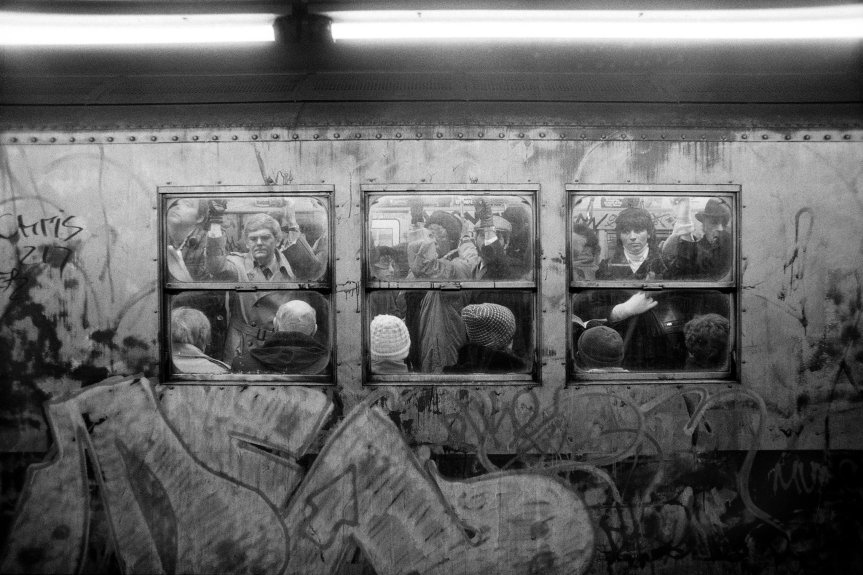 The Theory of Broken&nbsp;Windows