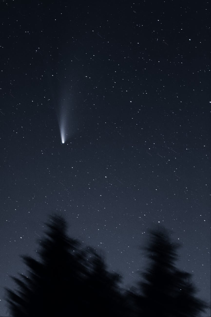 Astronomers Detect a Lurking Cosmic Cloud, Bigger Than The Entire Milky ...
