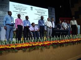 Sri Sri Ravishankar interacts with Ministers, MPs & Senior officials of GOI at Uprashtrapati&nbsp;Bhavan